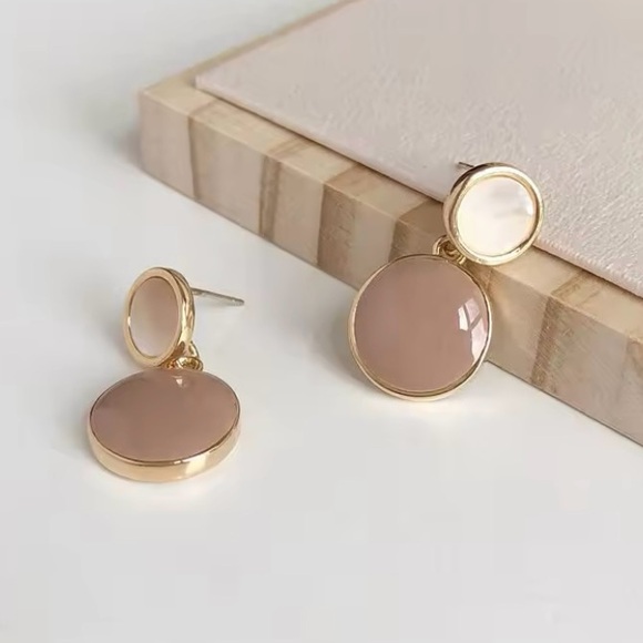 Drip Glazed Earrings - Peach, Ivory, Gold. - Picture 3 of 7